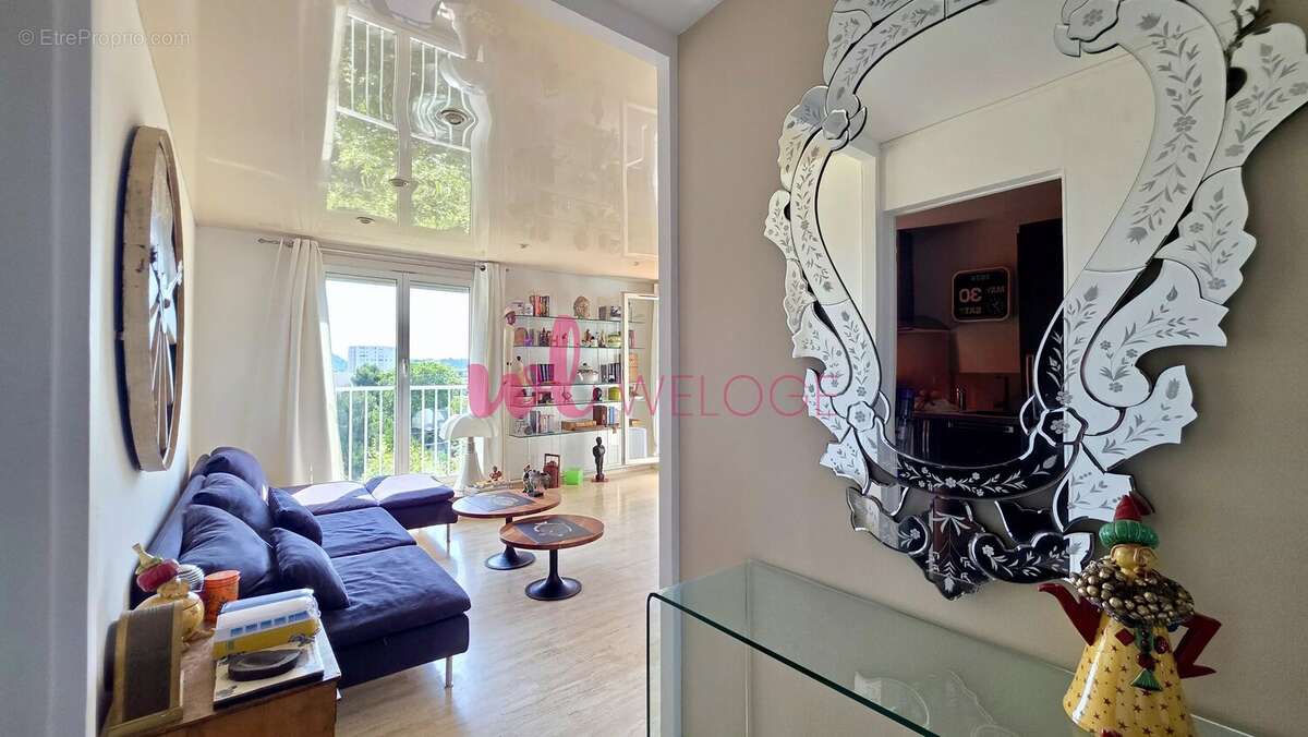Appartement à MARSEILLE-11E