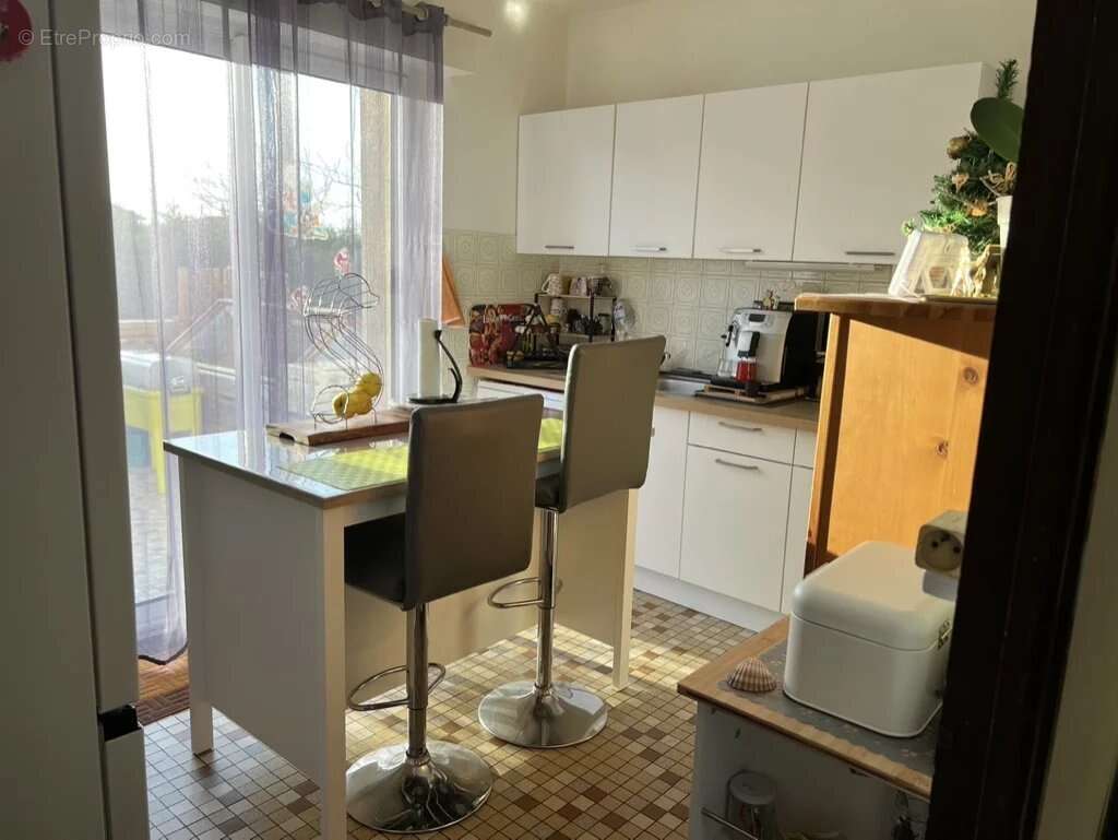 Appartement à LAVIT