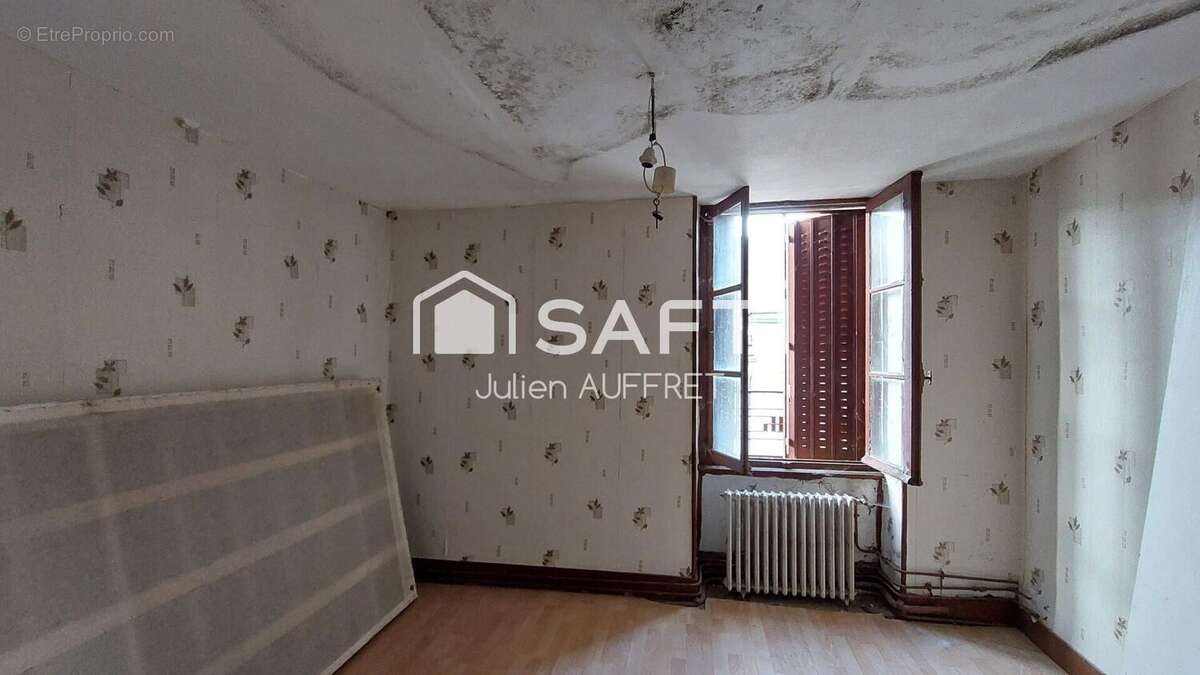 Photo 6 - Appartement à CHATEAU-CHINON(VILLE)