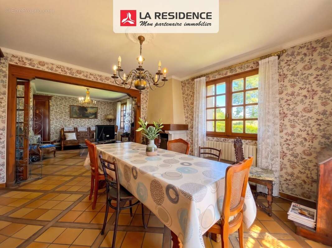 Maison 84 m² à Houdan  - photo 2