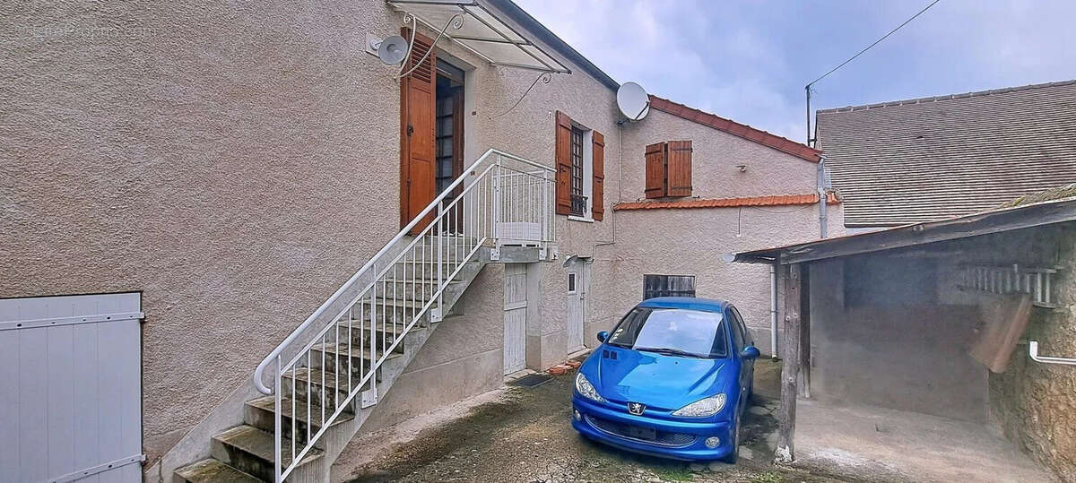 Maison à CERNY