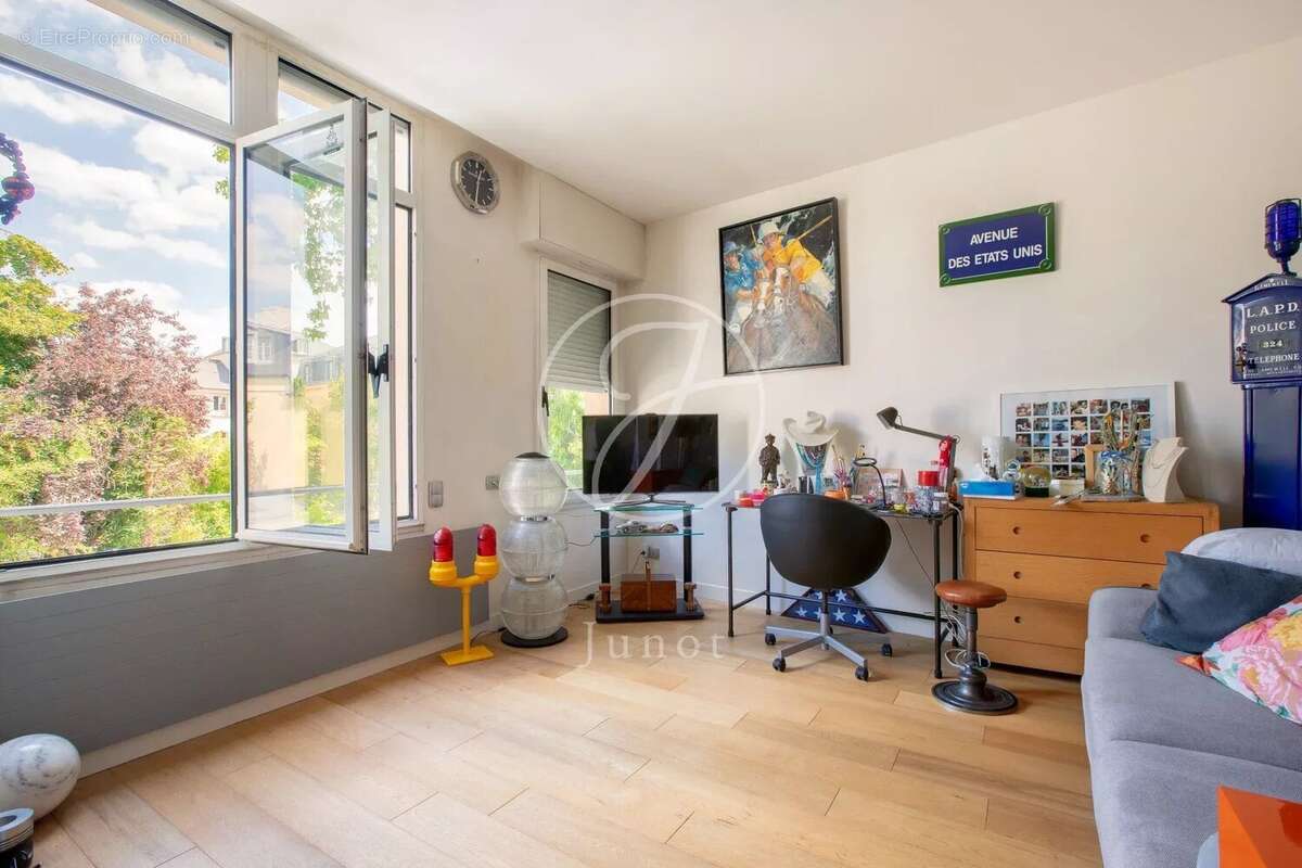 Appartement à VERSAILLES