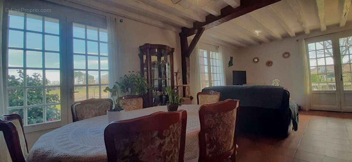 Maison à CAPTIEUX