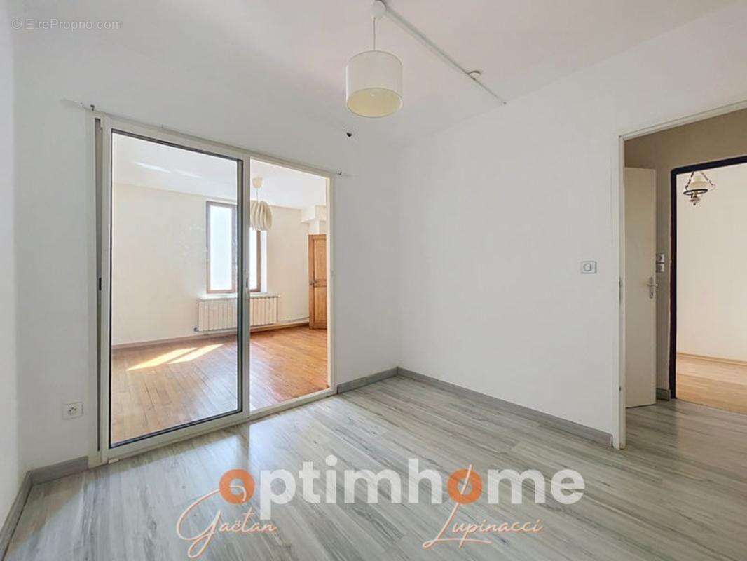 CLOUANGE – Grande maison familiale de 168 m² à deux pas du centre-ville ! - photo 5