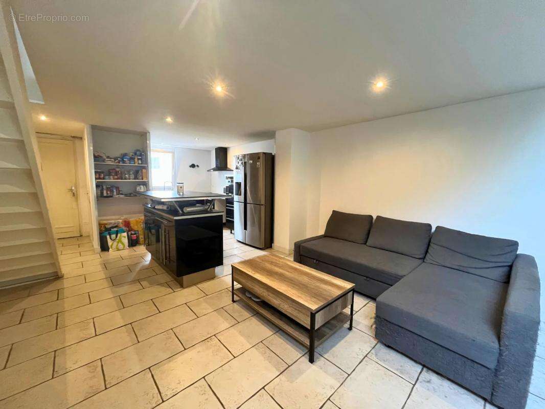 Maison à VILLEFONTAINE