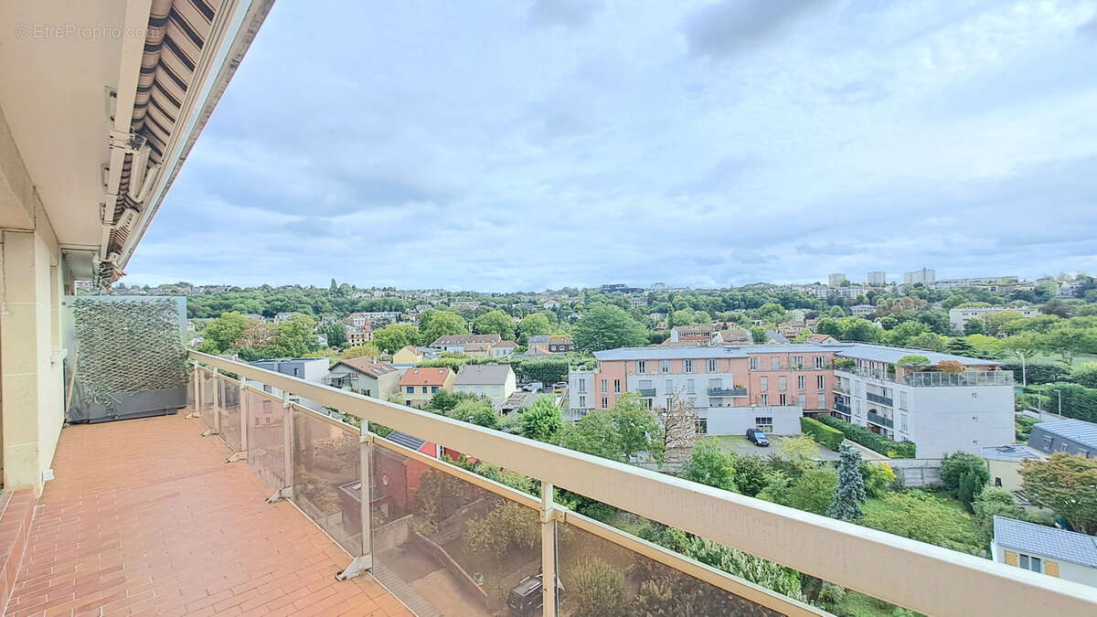 Appartement à LE PERREUX-SUR-MARNE