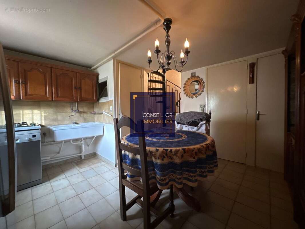 Maison à SAINTE-FOY-LES-LYON