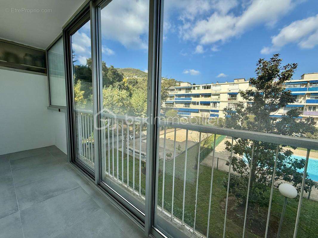 Appartement à MANDELIEU-LA-NAPOULE