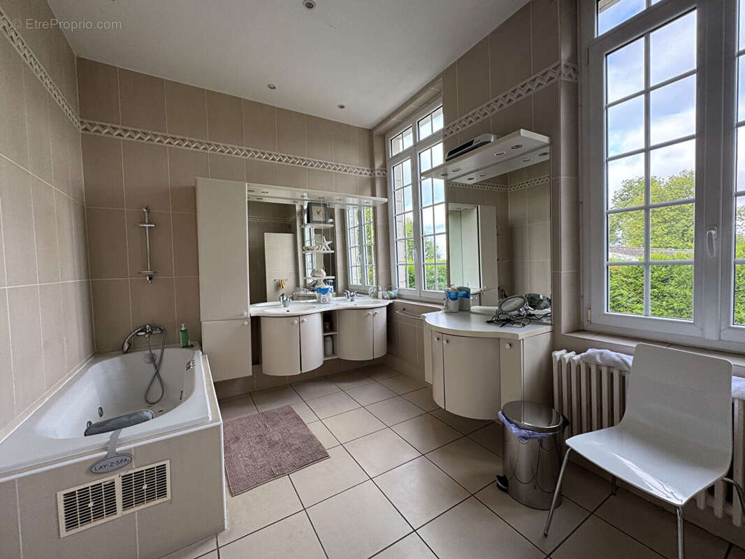 Maison à FRESNOY-LE-GRAND