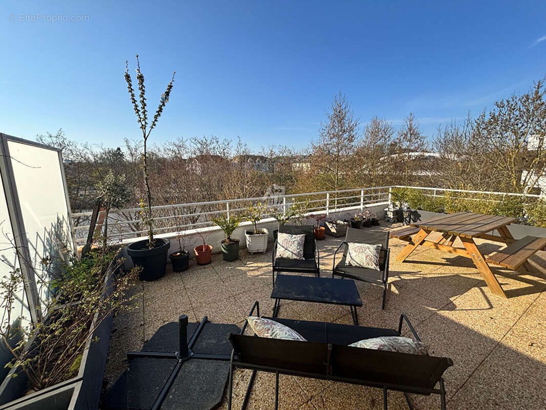 Appartement à SAINT-OUEN-L'AUMONE