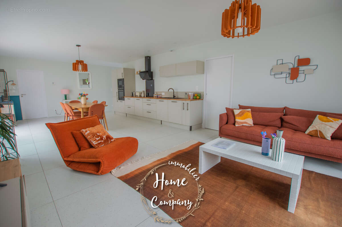 Maison à VAUX-SUR-MER