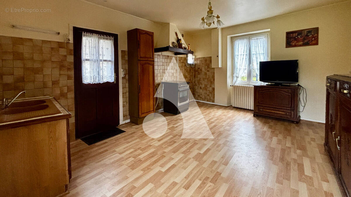 Maison à LA FERTE-MILON