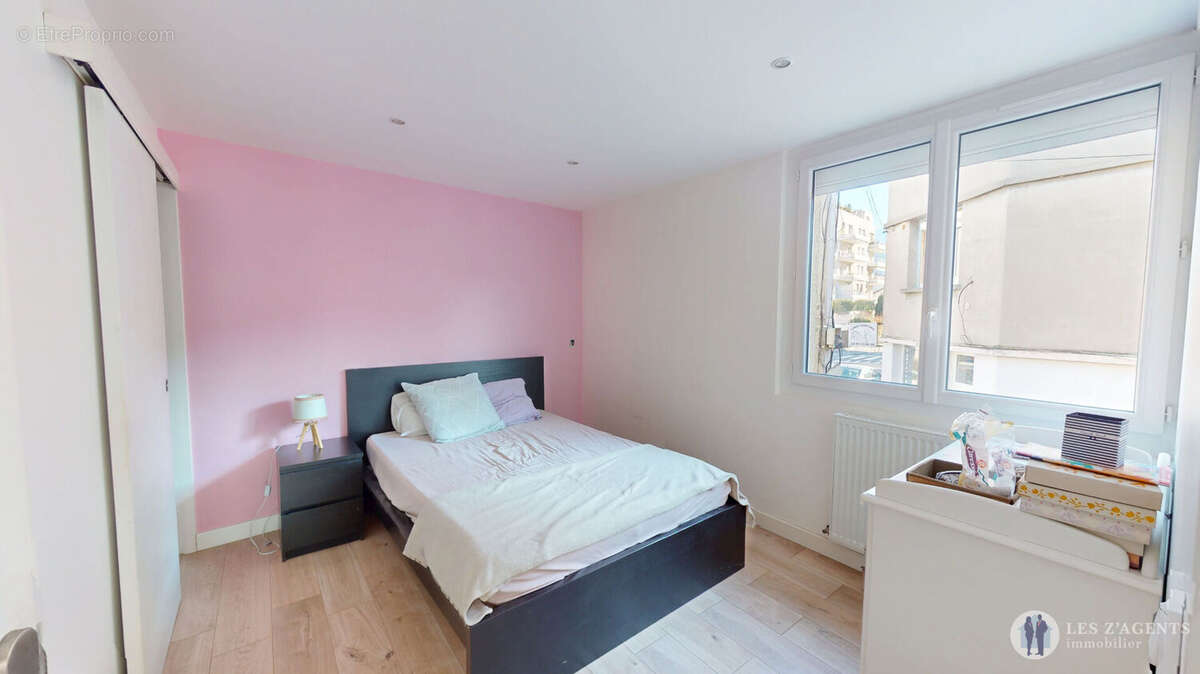 Maison à SAINT-MARTIN-D&#039;HERES