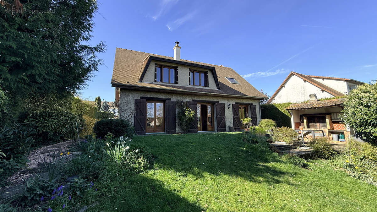 Maison à SAINT-GERMAIN-DE-LA-GRANGE
