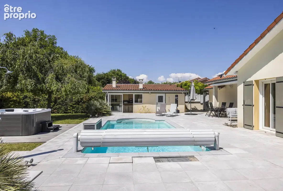 Maison 120 M2 Amberieux en Dombes piscine Garage - photo 12