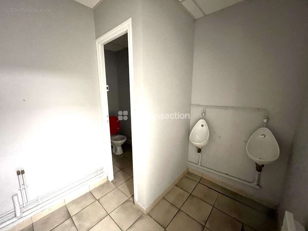 855 m² à Caen  - photo 72