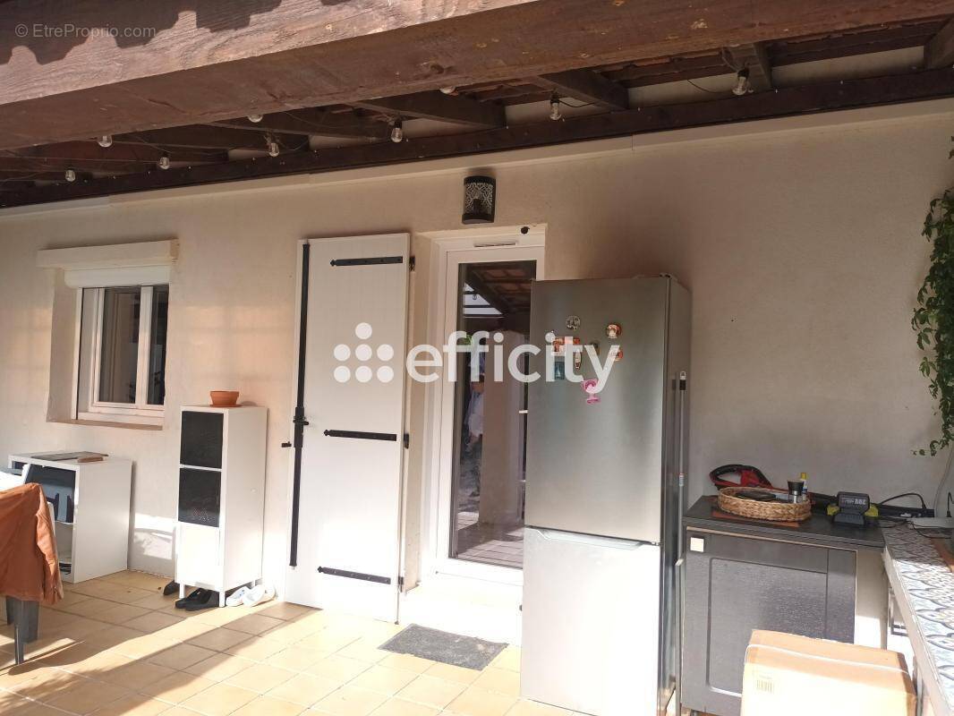 Appartement à GREASQUE