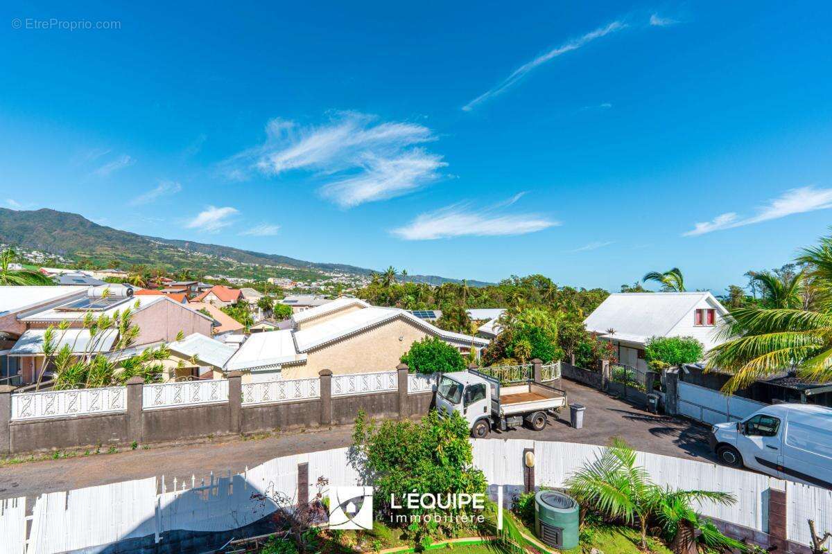 Maison à SAINT-DENIS