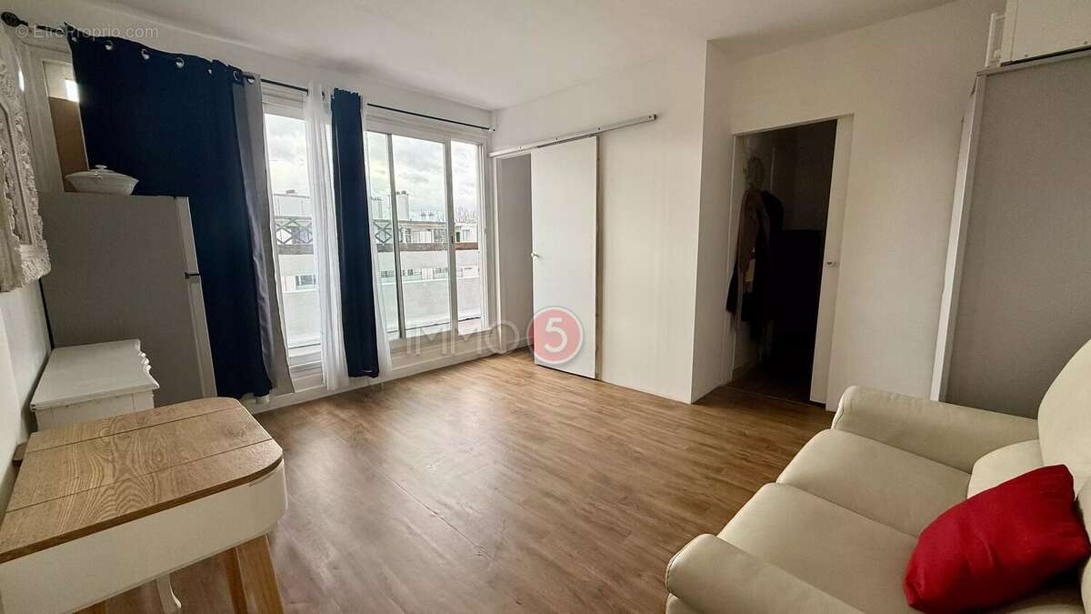 Appartement à VILLEMOMBLE