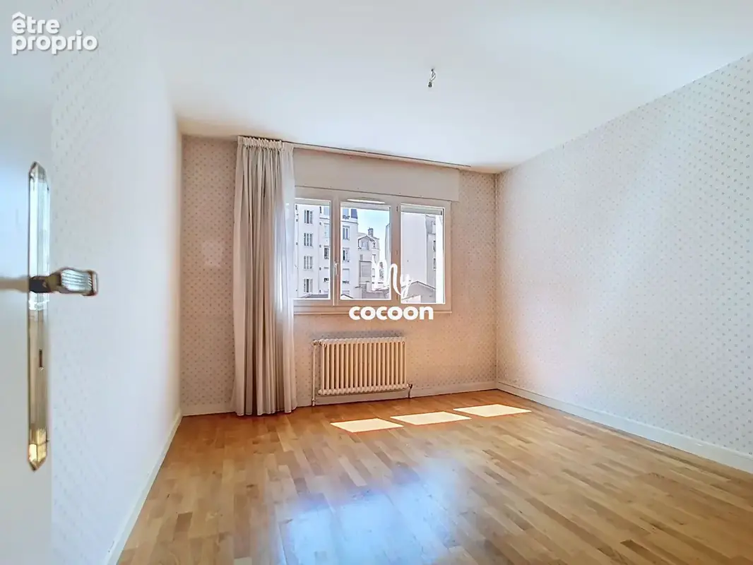 Saxe Gambetta - T5 - 133 m² - Balcon Cave - photo 11