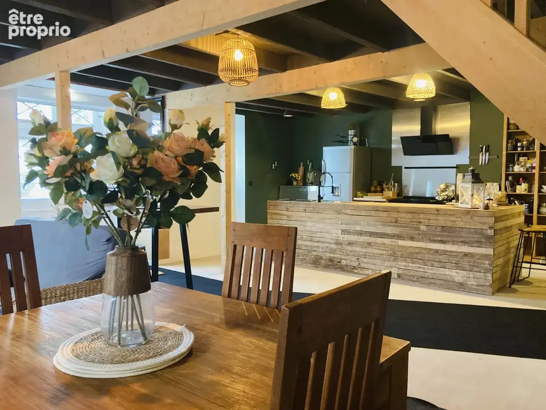 Maison en Pierre de Caractère Rénovée avec Grand Jardin et Potentiel d'aménagement - photo 6