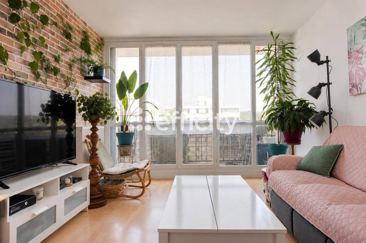 Appartement à CHELLES