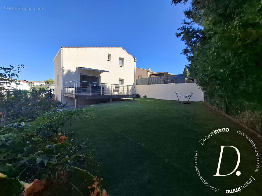 Maison 82 m² à Le Pouget  - photo 3