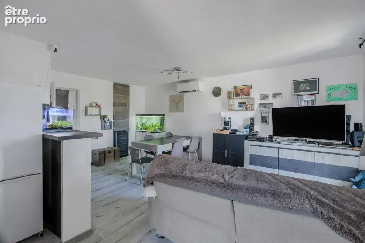 Appartement T3 avec terrasse Sud-Est et climatisation — Bruguières centre - photo 4
