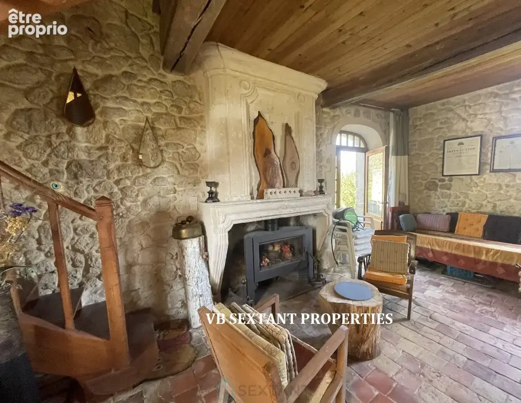 Entre- Deux- Mers, À 15mn de Saint-Émilion et 50 mn de Bordeaux,  coup de coeur pour ce  domaine de 13 hectares, rare et emprein - photo 10