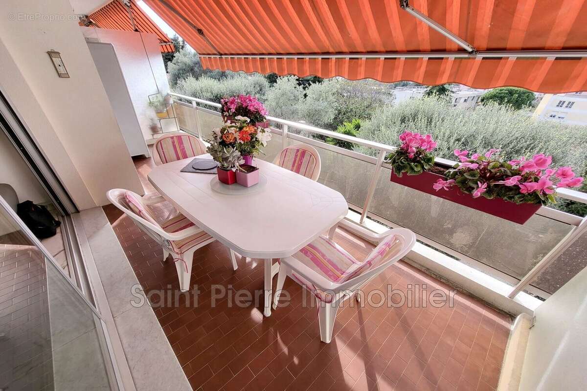 Appartement à CAGNES-SUR-MER