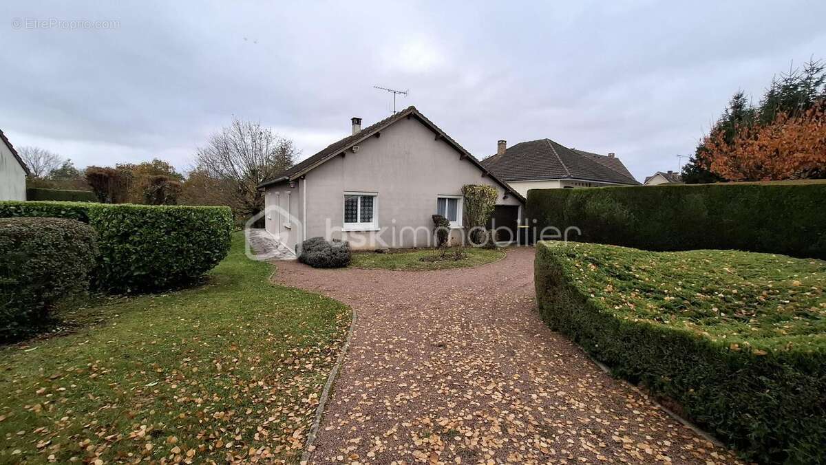 Maison à AUTRUY-SUR-JUINE