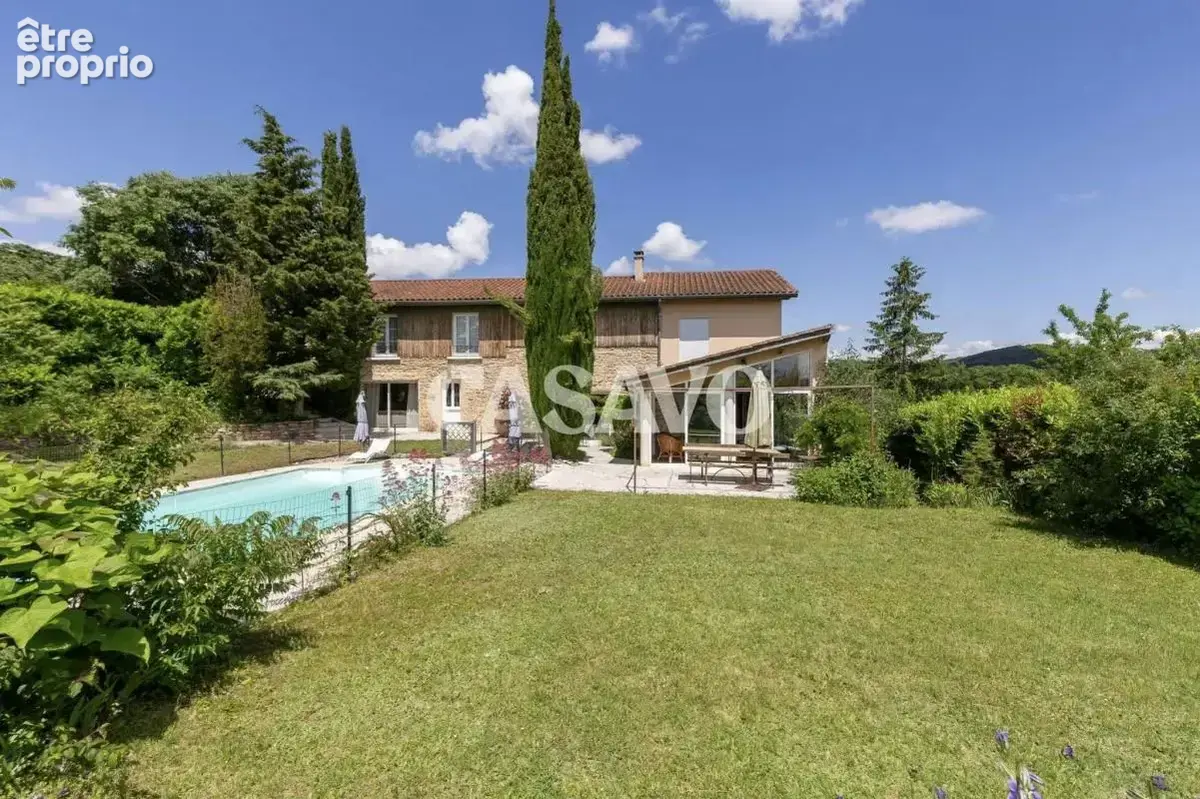 Vente Maison 9 pièces de 237m² - 38290 Frontonas - photo 3