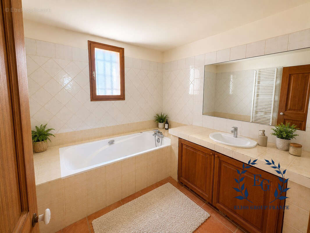 Maison 149 m² à Brignoles  - photo 9
