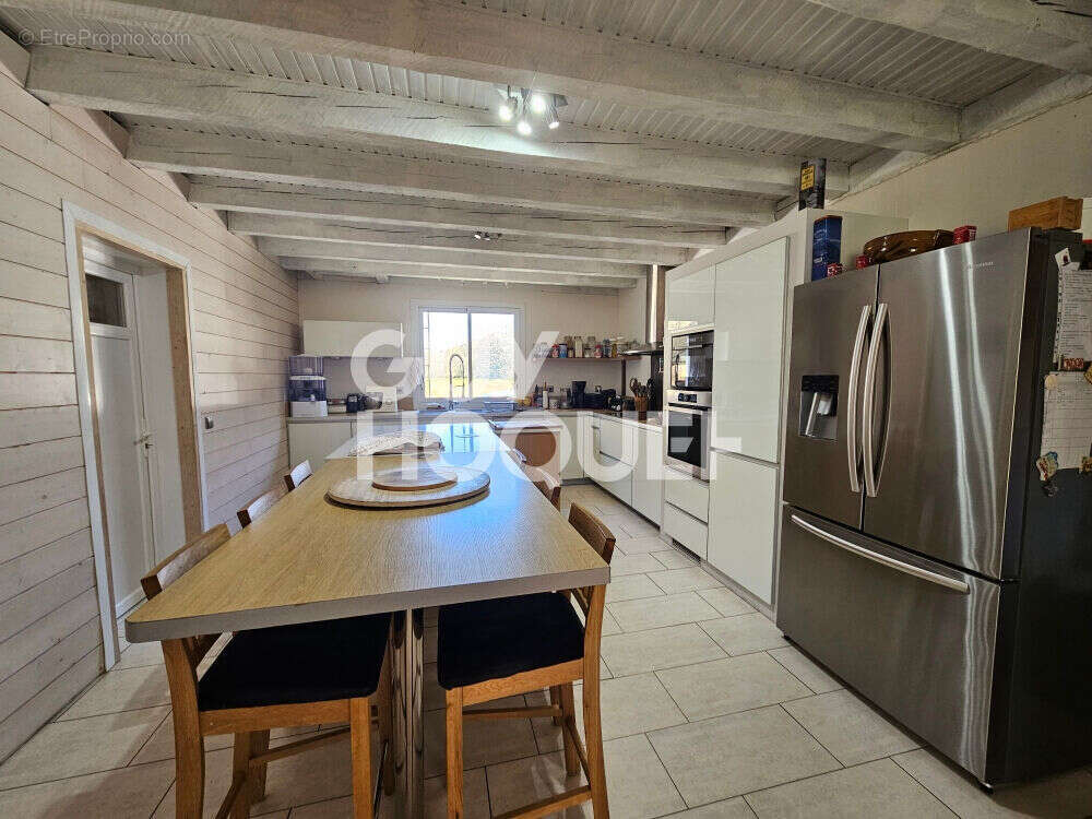 Maison à BOUGUE