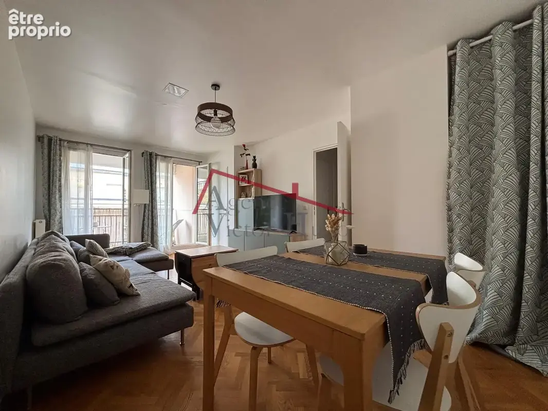 Appartement à SURESNES