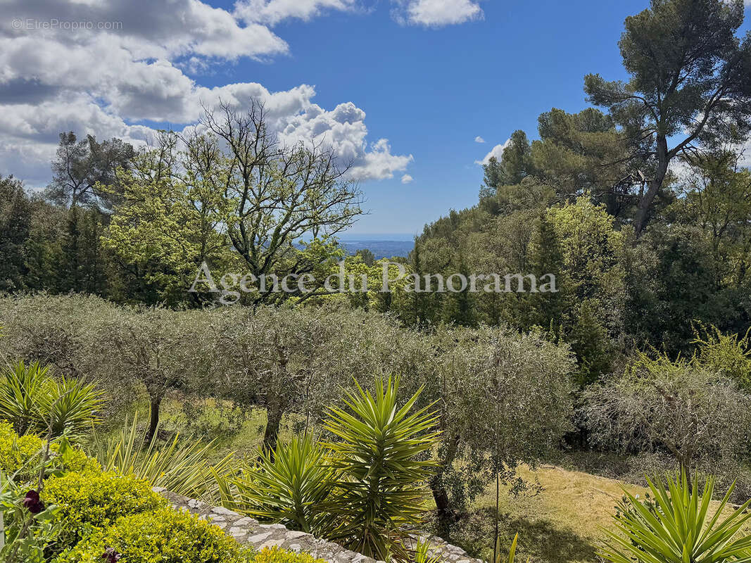 Magnifique propriete lovee dans un ecrin de verdure - photo 18