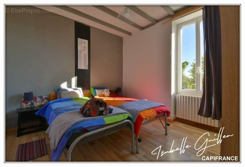 Maison à vendre 9 pièces VESDUN (18) - photo 19