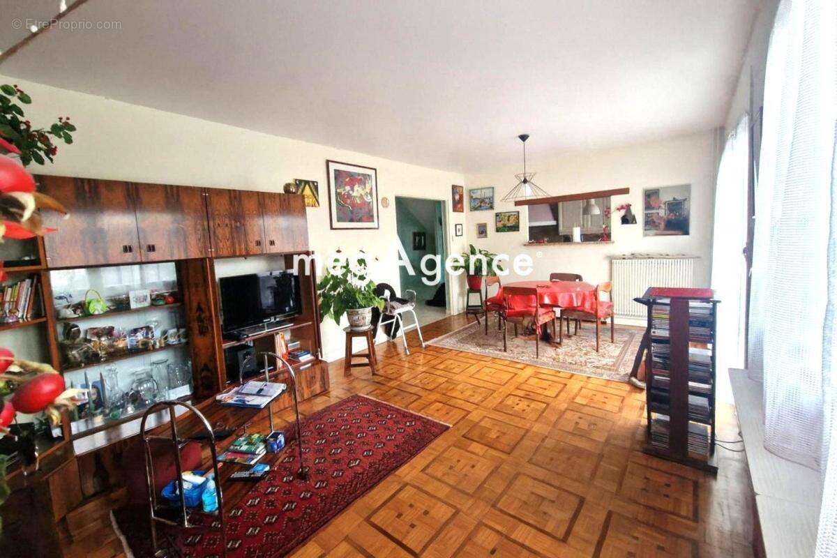 Maison à ORMESSON-SUR-MARNE