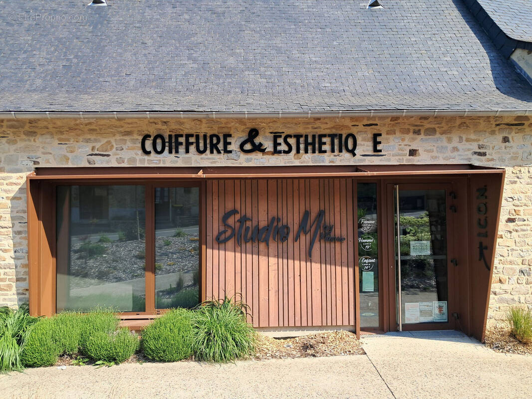 Photo 1 - Commerce à POLIGNE