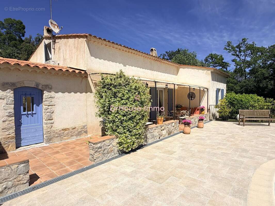 Maison 143 m² à Lorgues  - photo 4