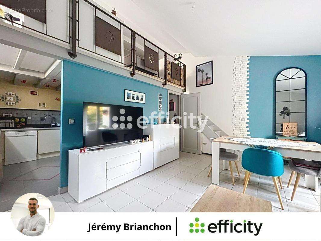 Appartement à VENELLES