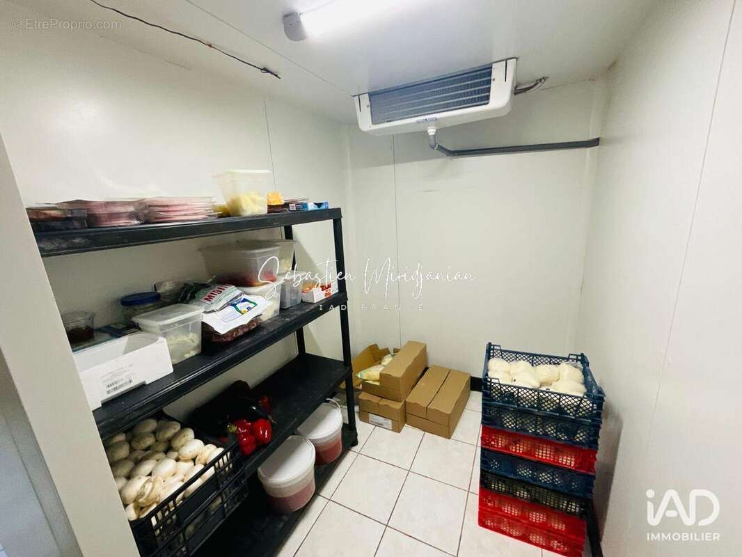 Photo 7 - Commerce à SANARY-SUR-MER