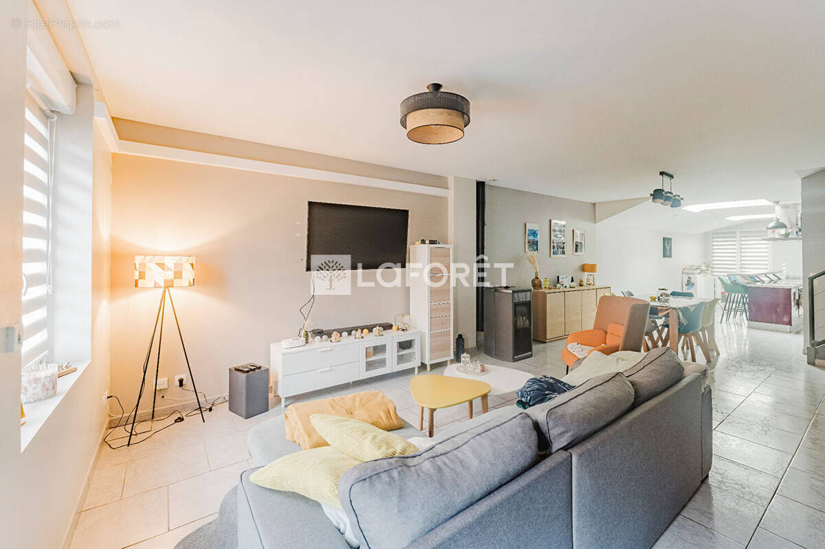 Maison à COURCHELETTES