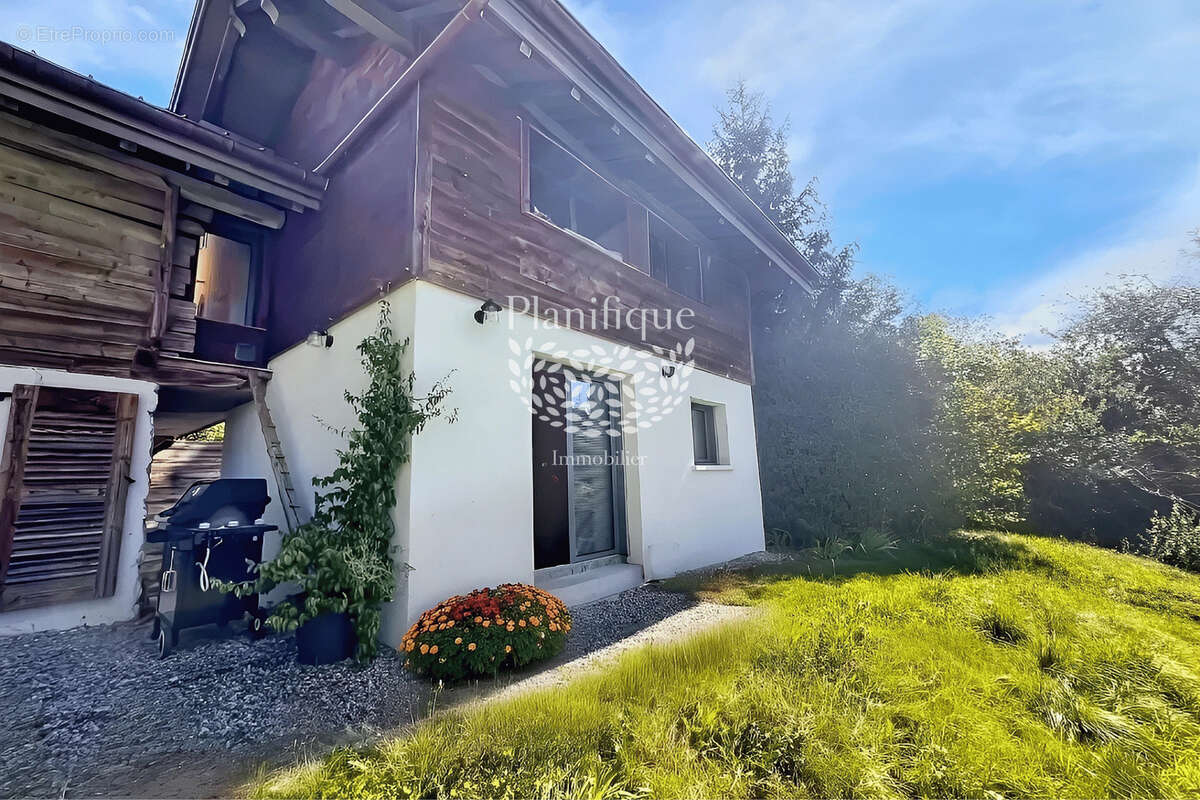 Maison à SAINT-PIERRE-EN-FAUCIGNY