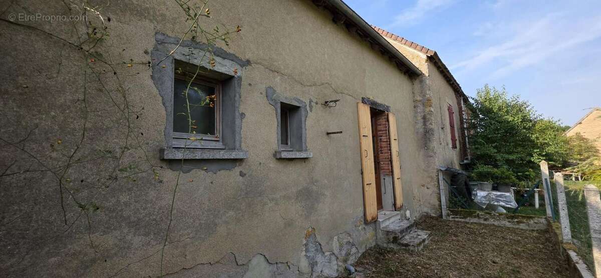 Maison à SAINT-CIVRAN