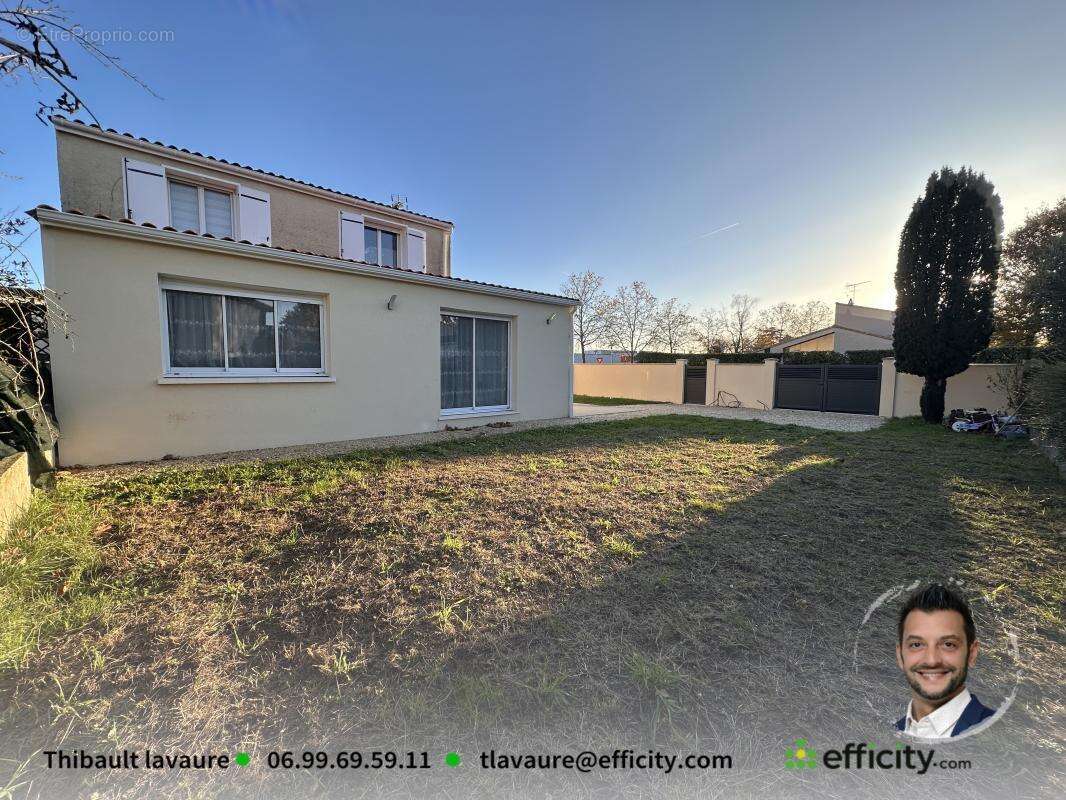 Maison à SAINT-YRIEIX-SUR-CHARENTE