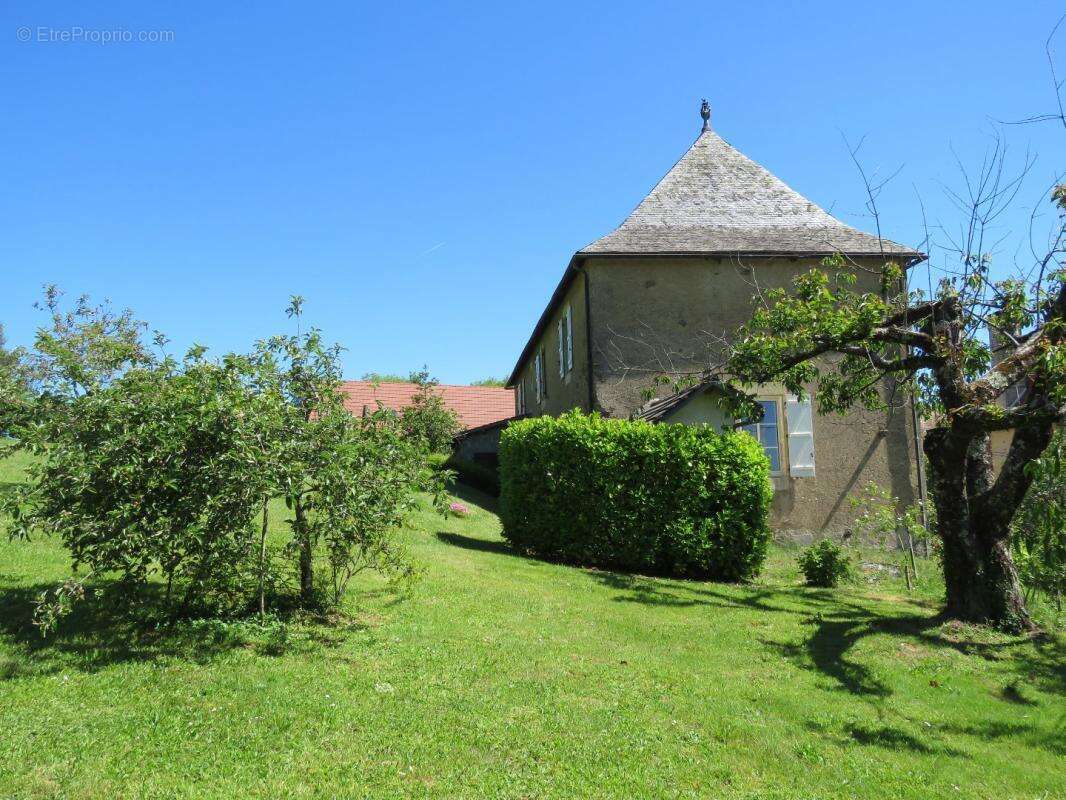 Maison à JUILLAC