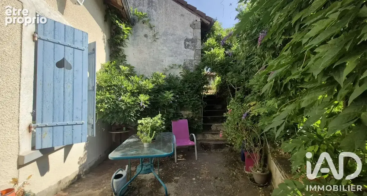 Photo 1 - Maison à SAINT-LEONARD-DE-NOBLAT