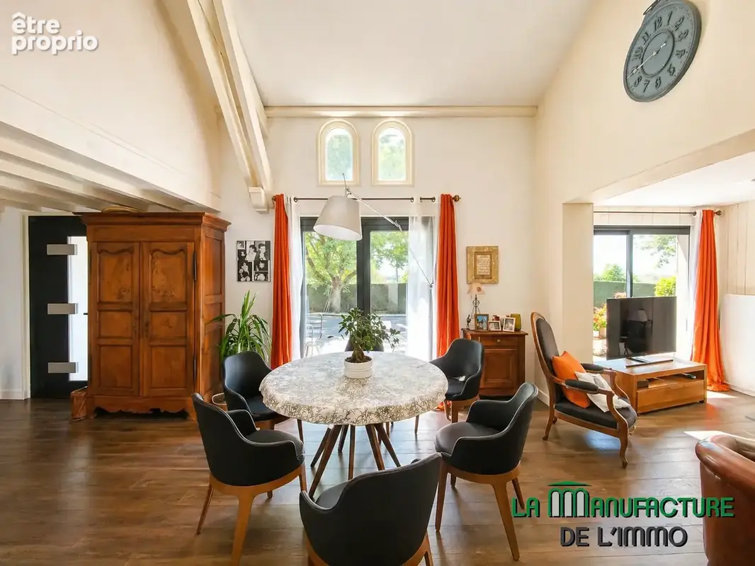 Villa de 184m2 avec piscine et dependance / saint-galmier - photo 7