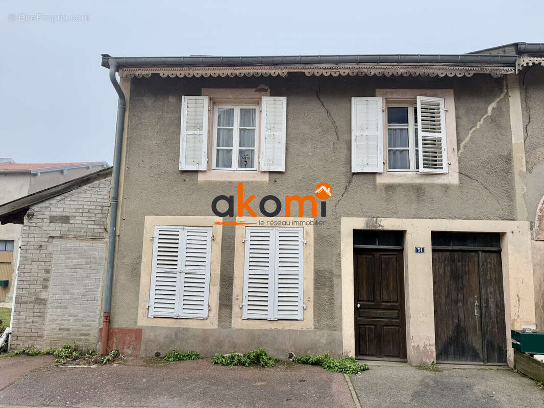 Maison à PETITMONT